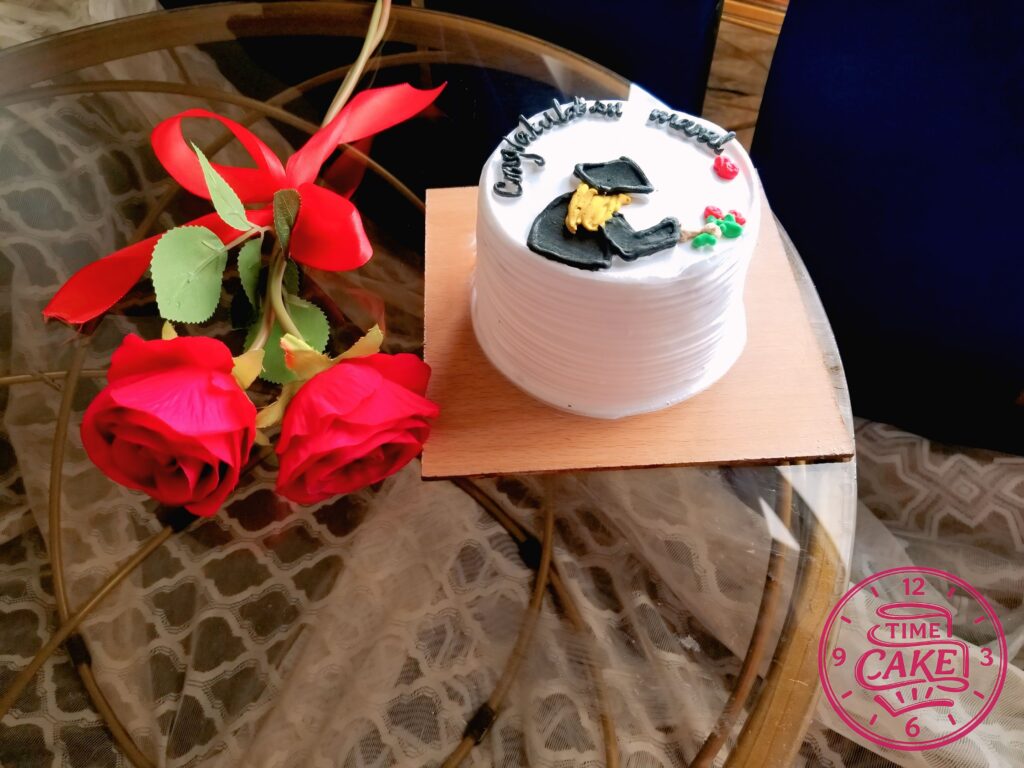 كيك تخرج 42