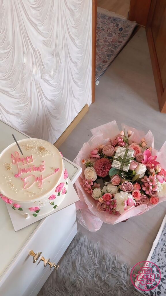 كيك ورد 20
