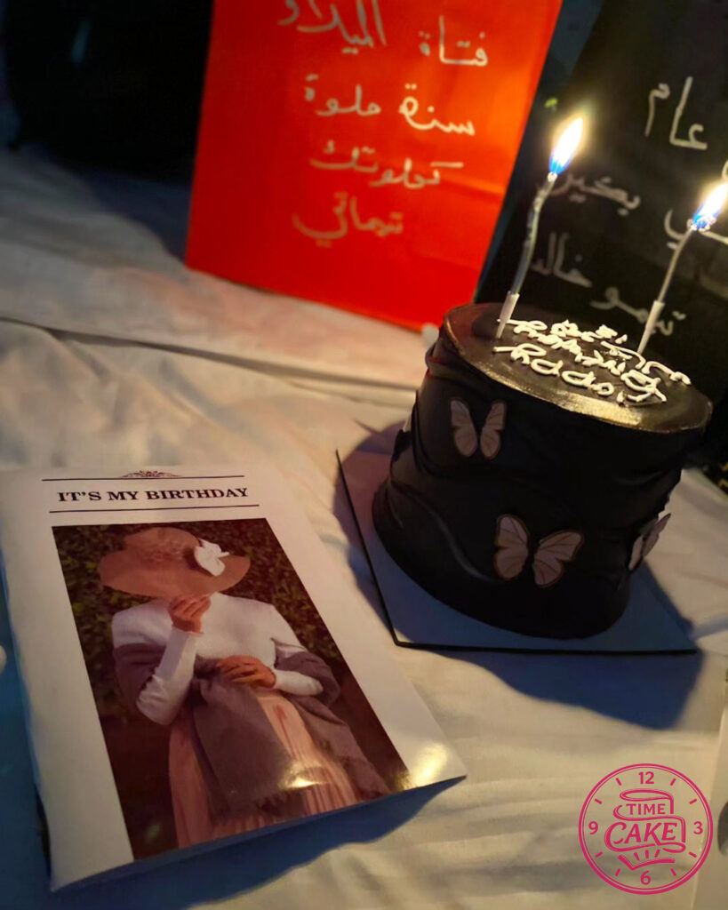 كيك لون أسود 2