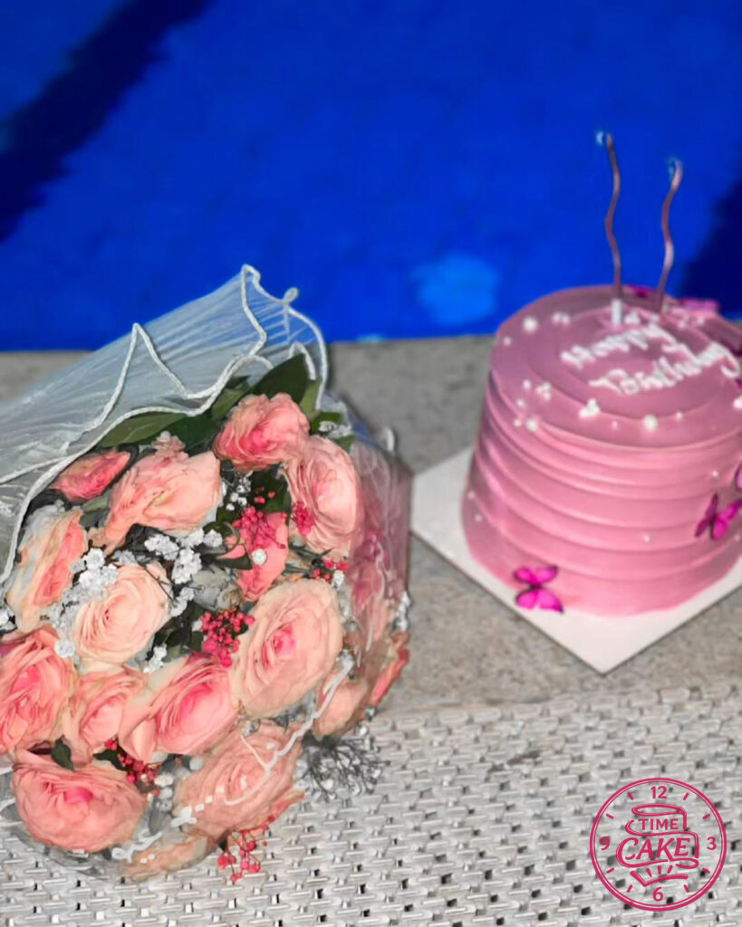 كيك فراشات 30